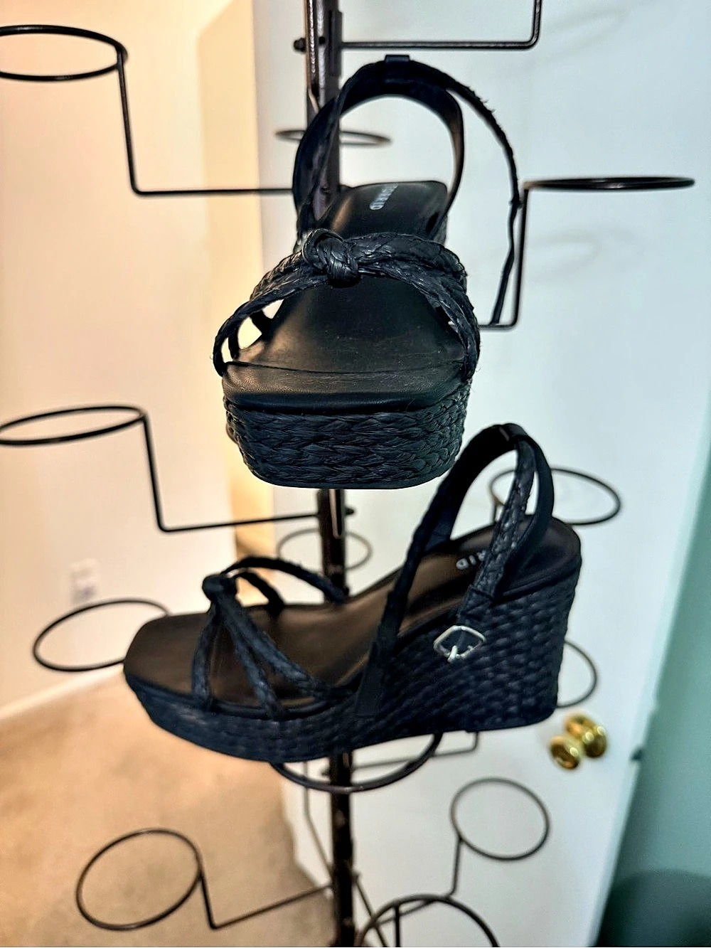 Torrid Strappy Raffia Platform Wedge Black & Brown US 11.5WW